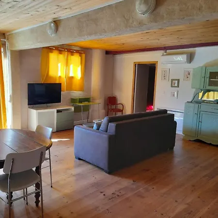 Individuel Rez De Jardin 3 A 5 Personnes Proche Albi Cadalen