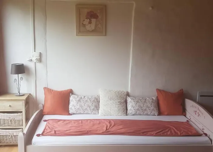 Individuel Rez De Jardin 3 A 5 Personnes Proche Albi Lägenhet Cadalen