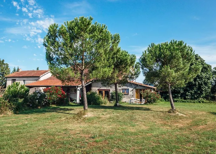 Individuel Rez De Jardin 3 A 5 Personnes Proche Albi