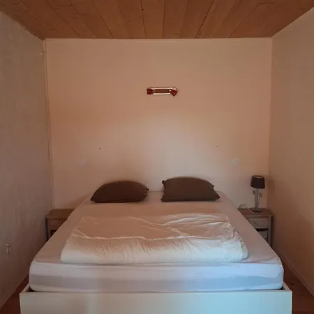 Individuel Rez De Jardin 3 A 5 Personnes Proche Albi * Cadalen